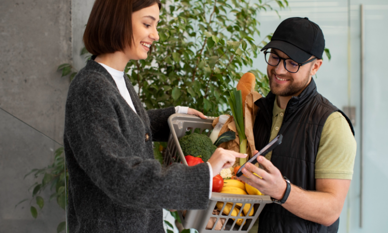 How Food Delivery Services Support Local Restaurants and Food Businesses